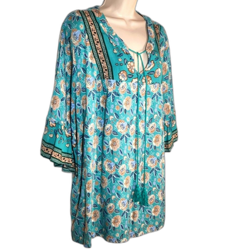 BloomChic‎ Top Tunic BOHO Peasant Bell Sleeve Flowy Tassel Floral Blue Green 26
